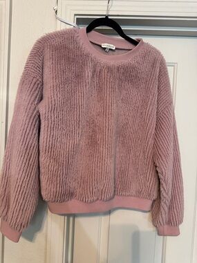 Moon River Blush Plush Crewneck Sweater